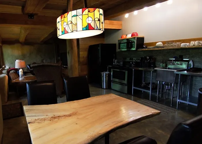 Makanda Inn Couette-café